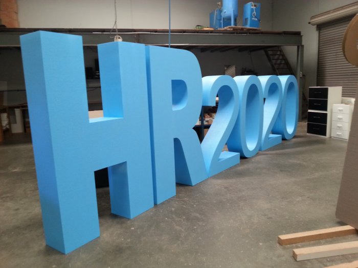 ülke şehir meydan tabelası meydan harfleri şehirmeydanında büyük harf meydan şehir ismi tabelası