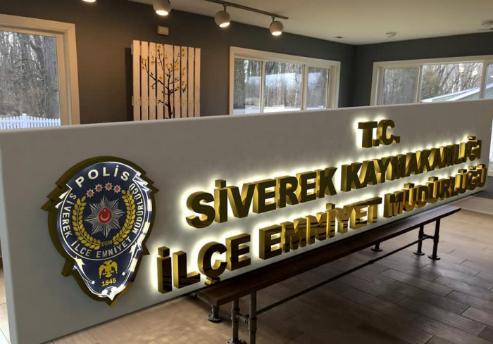 siverek kaymakamlığı ilçe emniyet mmüdürlüğü tabelası