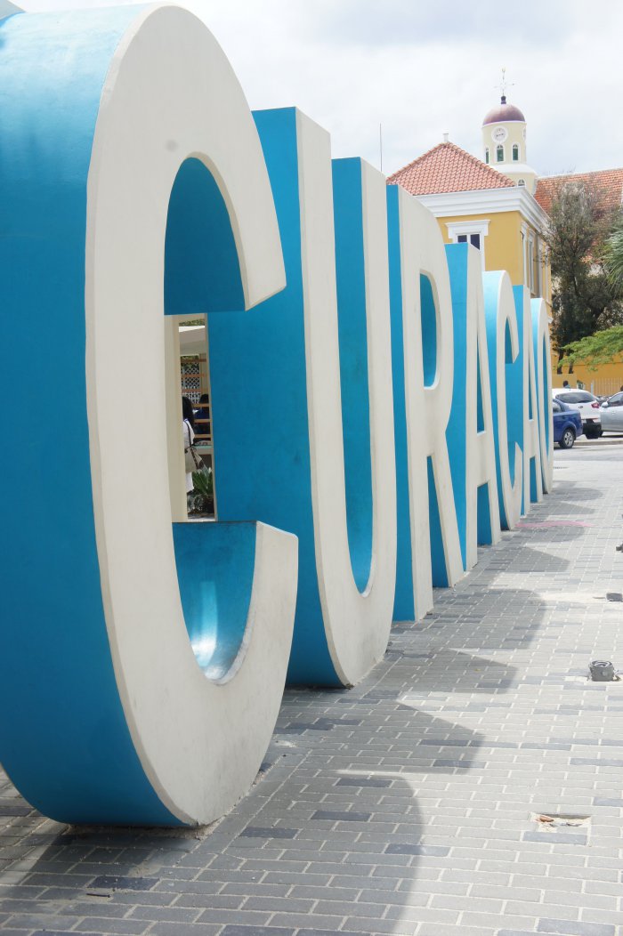 ülke şehir meydan tabelası meydan harfleri şehirmeydanında büyük harf meydan şehir ismi tabelası